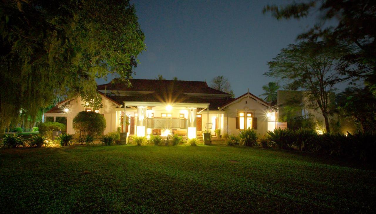 Swanee Grand Hotel Negombo Exterior photo